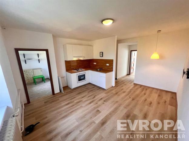 Pronájem bytu 3+kk, Sokolov, Heyrovského, 53 m2