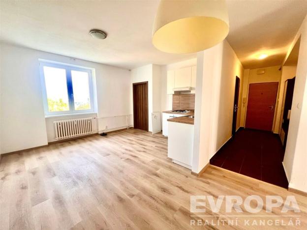 Pronájem bytu 3+kk, Sokolov, Heyrovského, 53 m2