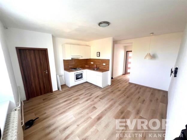 Pronájem bytu 3+kk, Sokolov, Heyrovského, 53 m2