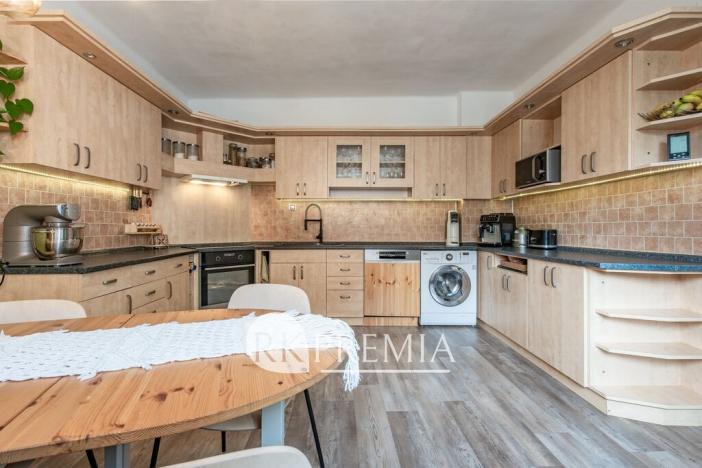 Prodej rodinného domu, Dubí - Mstišov, Dvojhradí, 166 m2