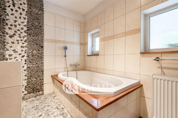 Prodej rodinného domu, Dubí - Mstišov, Dvojhradí, 166 m2