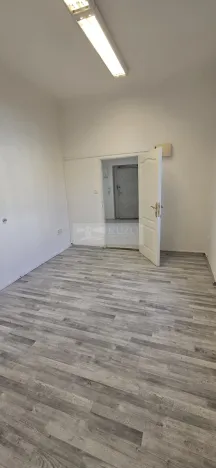 Pronájem kanceláře, Praha, Na Březince, 120 m2
