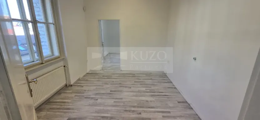 Pronájem kanceláře, Praha, Na Březince, 120 m2