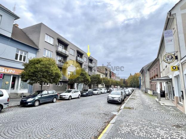 Pronájem bytu 2+1, Strakonice - Strakonice II, Bezděkovská, 60 m2