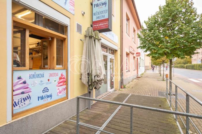 Pronájem obchodního prostoru, Neratovice, Masarykova, 55 m2
