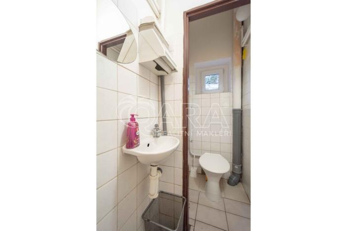 Pronájem obchodního prostoru, Neratovice, Masarykova, 55 m2