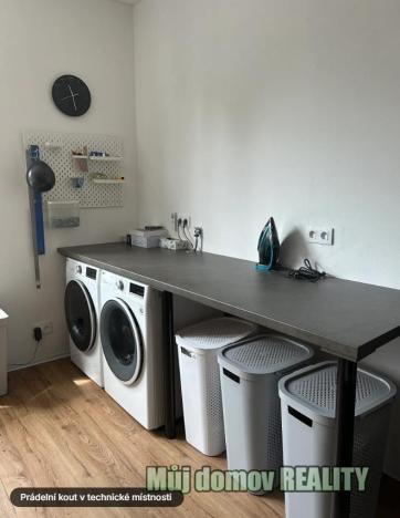 Pronájem rodinného domu, Praha - Hostivař, Hornoměcholupská, 230 m2