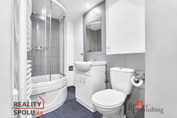 Prodej rodinného domu, Ostrov, Žižkova, 100 m2