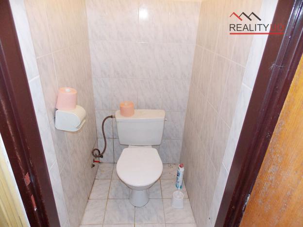 Prodej výrobních prostor, Ostrov, 190 m2