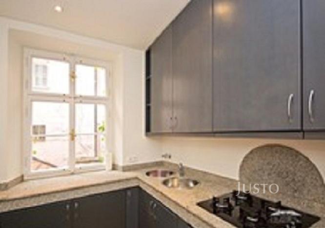 Pronájem bytu 3+1, Praha, Hroznová, 73 m2