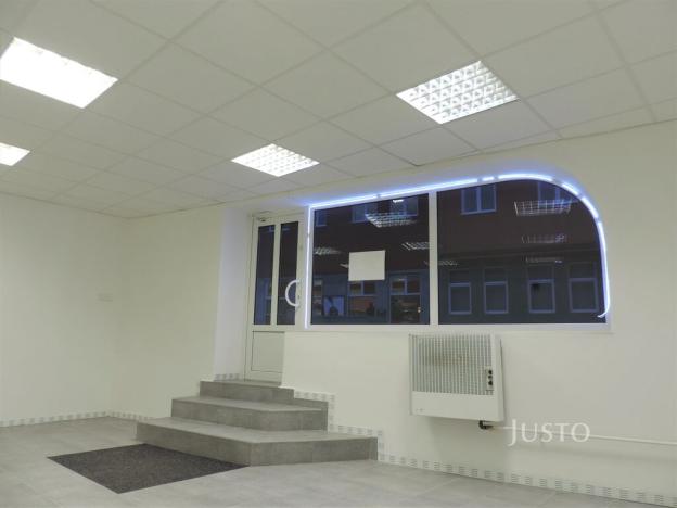 Pronájem obchodního prostoru, Zábřeh, 28. října, 56 m2