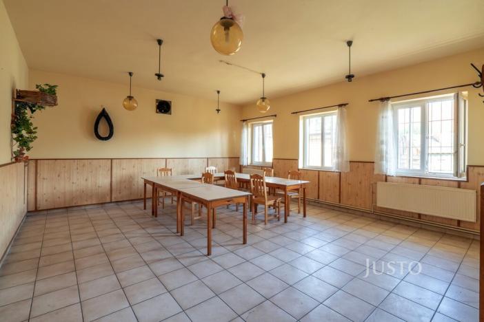 Prodej komerční nemovitosti, Třebíz, 192 m2