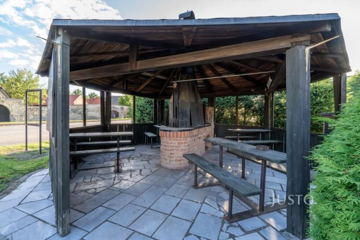 Prodej komerční nemovitosti, Třebíz, 192 m2