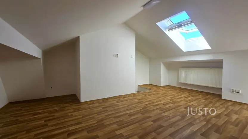 Prodej vícegeneračního domu, Písek, V Koutě, 786 m2