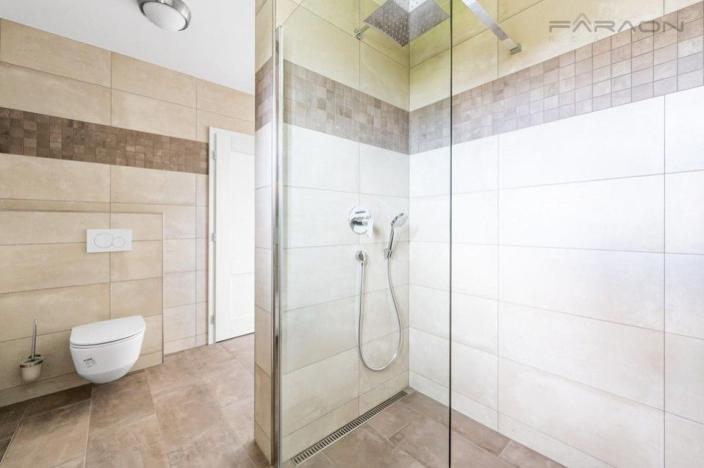 Pronájem rodinného domu, Kosoř, 380 m2