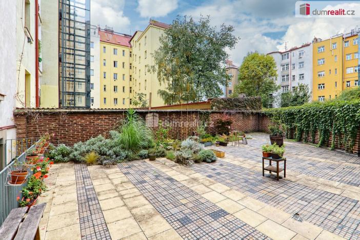 Prodej bytu 2+kk, Praha - Libeň, U libeňského pivovaru, 50 m2