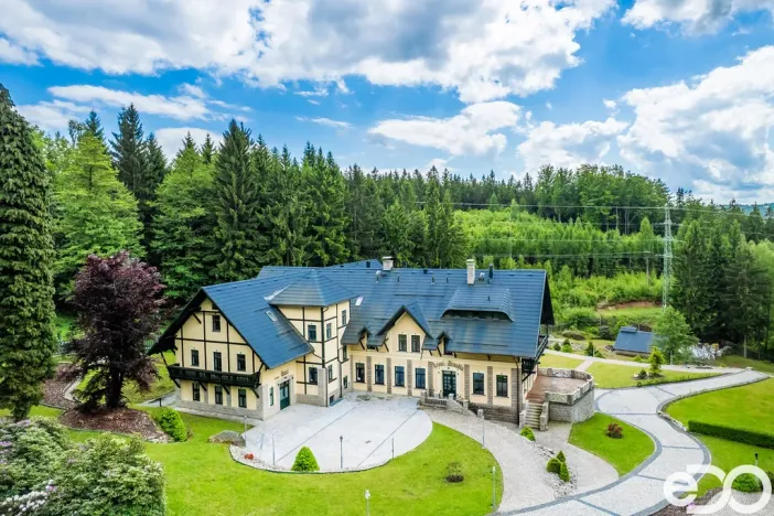 Prodej ubytování, Jablonec nad Nisou, U Lesního divadla, 2930 m2