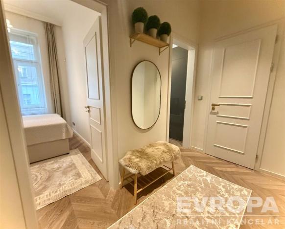 Pronájem bytu 2+kk, Praha - Vinohrady, U Zvonařky, 38 m2