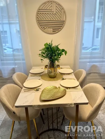 Pronájem bytu 2+kk, Praha - Vinohrady, U Zvonařky, 38 m2