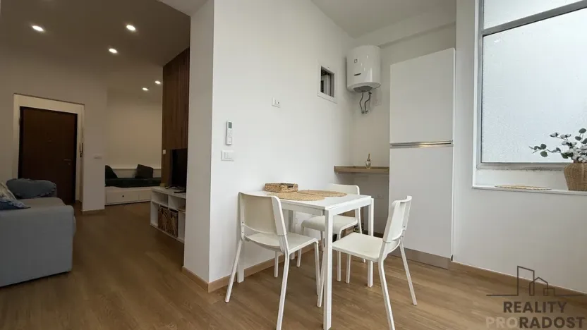 Prodej bytu 2+kk, Montesilvano,Itálie, 36 m2