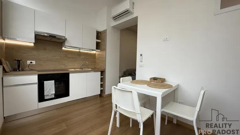 Prodej bytu 2+kk, Montesilvano,Itálie, 36 m2