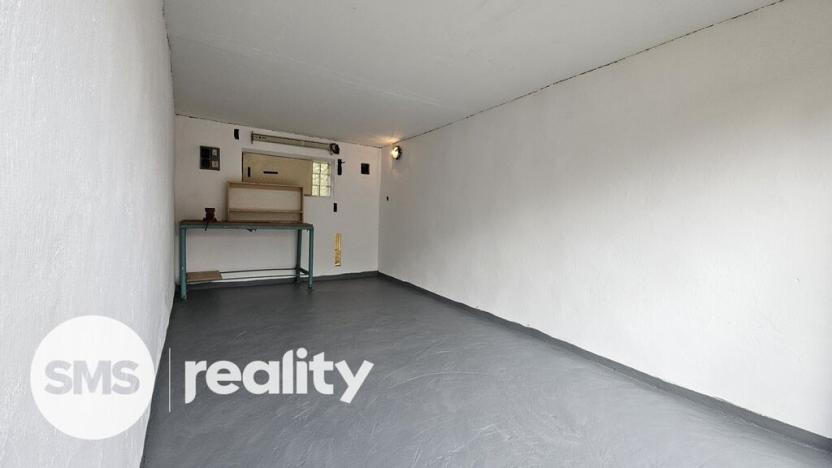 Pronájem garáže, Opava, 19 m2