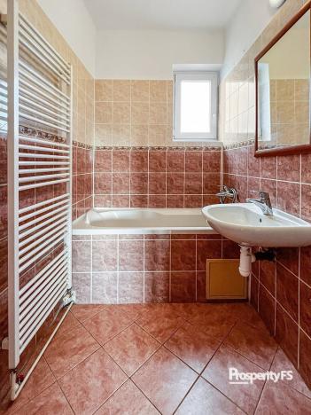 Prodej bytu 3+1, Nová Říše, Na Tržišti, 65 m2