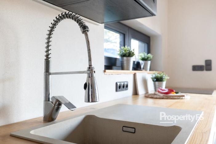 Prodej rodinného domu, Veleň, 141 m2