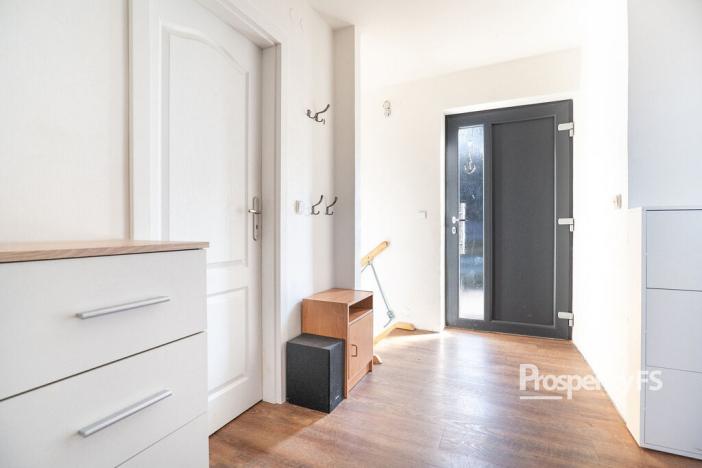 Prodej rodinného domu, Veleň, 141 m2