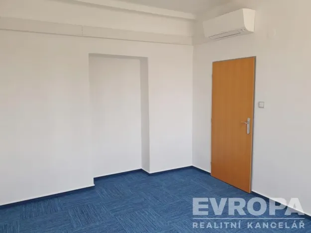 Pronájem kanceláře, Olomouc, Tovární, 27 m2