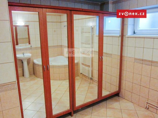 Pronájem rodinného domu, Zlín, Pod Rozhlednou, 200 m2