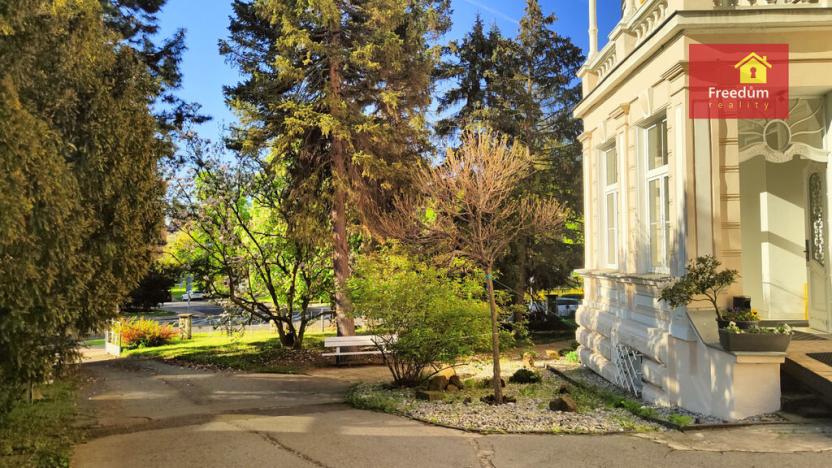 Prodej bytu 2+kk, Teplice, Vrchlického, 33 m2