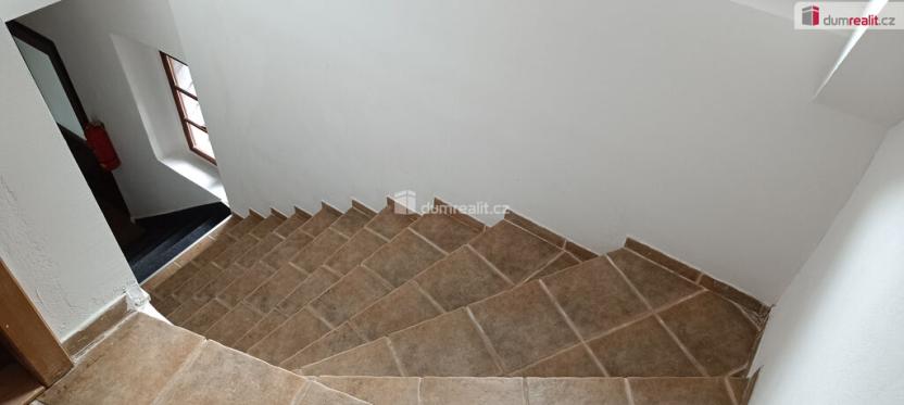 Prodej atypického bytu, Doksy, Komenského, 160 m2