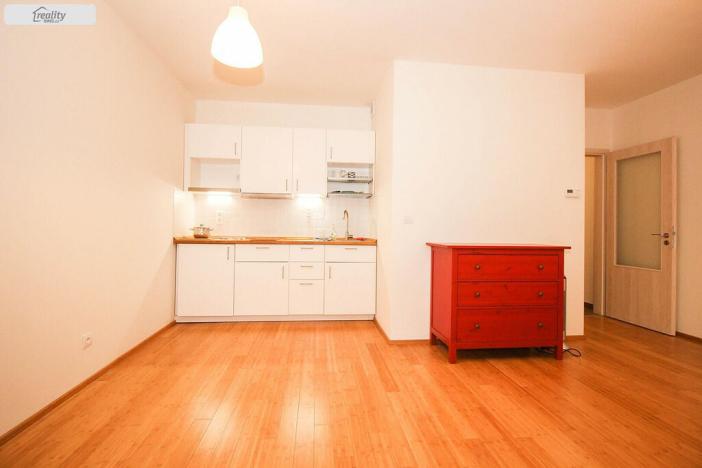 Pronájem bytu 1+kk, Dobřichovice, Anežky České, 32 m2