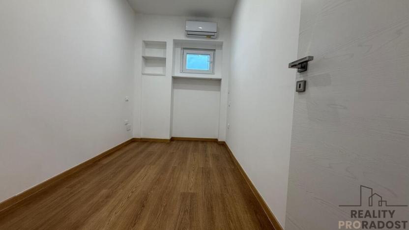 Prodej bytu 3+kk, Montesilvano,Itálie, 55 m2
