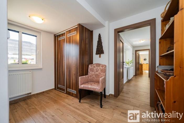 Prodej rodinného domu, Hrobce - Rohatce, Na Vršku, 144 m2