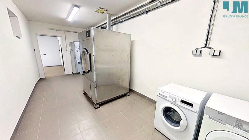 Prodej komerční nemovitosti, Třebíč, Koželužská, 838 m2