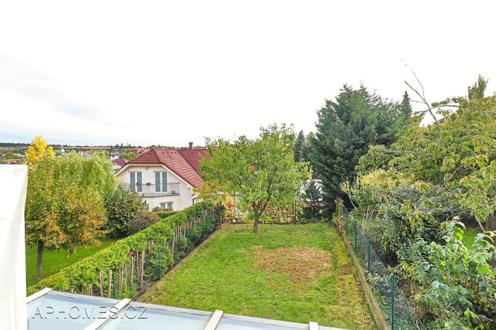 Pronájem rodinného domu, Praha - Dolní Chabry, Velemínská, 107 m2