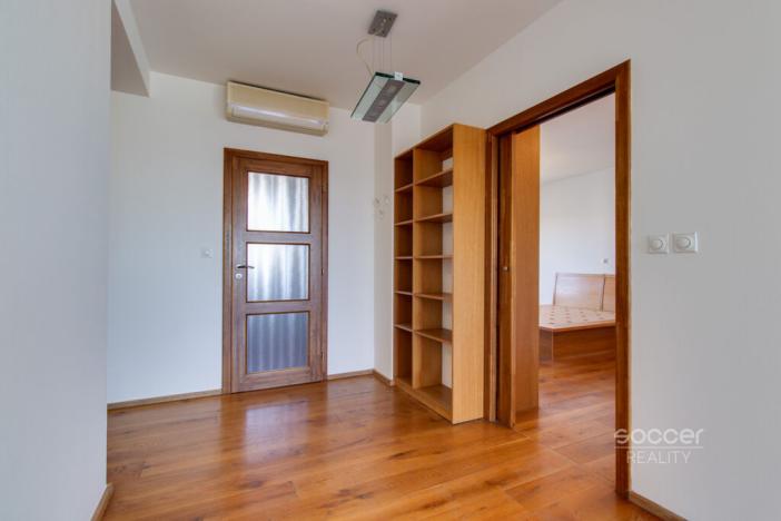 Pronájem bytu 2+kk, Praha - Prosek, Cihlářská, 65 m2