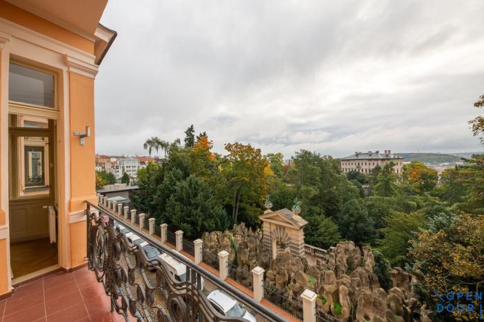 Pronájem bytu 3+1, Praha - Vinohrady, U Havlíčkových sadů, 121 m2