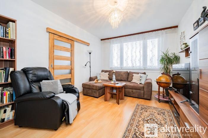 Prodej bytu 3+1, Neratovice, 28. října, 74 m2