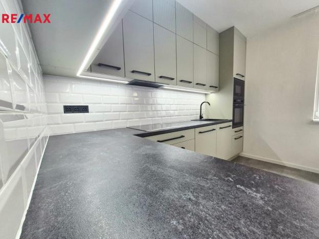 Pronájem bytu 2+1, Praha - Dejvice, Koulova, 77 m2