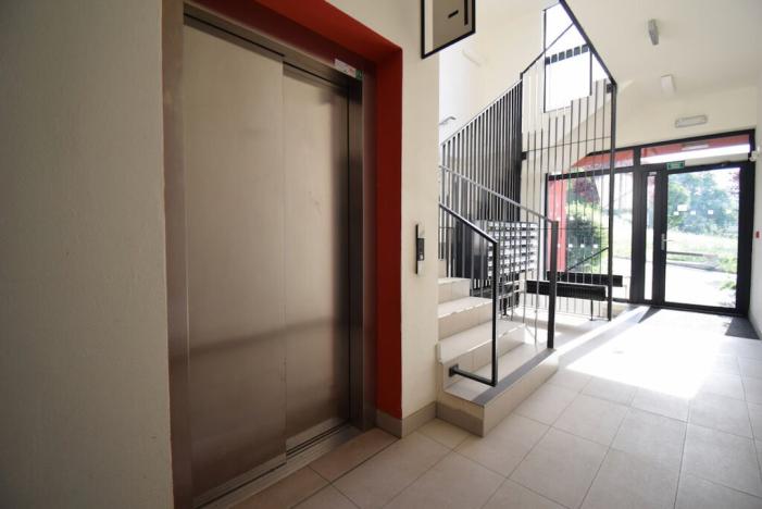 Pronájem bytu 2+kk, Brno - Líšeň, Houbalova, 61 m2