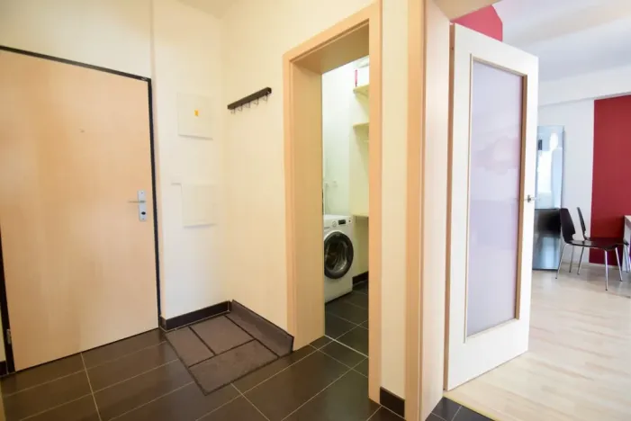 Pronájem bytu 2+kk, Brno - Líšeň, Houbalova, 61 m2