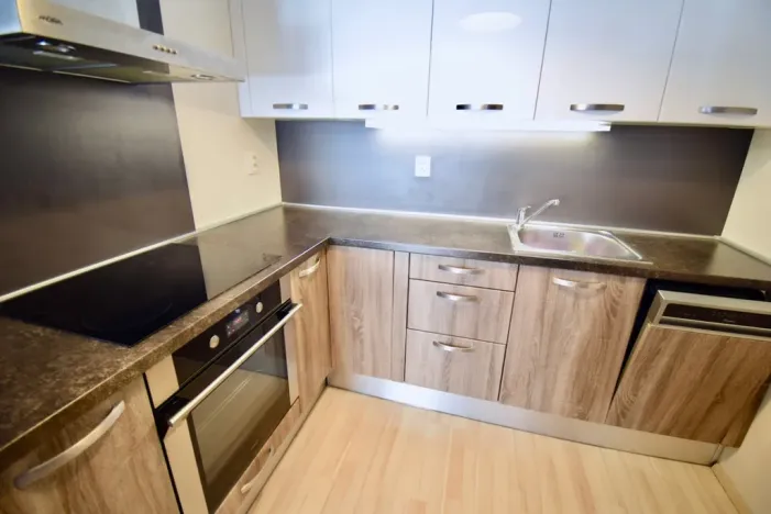 Pronájem bytu 2+kk, Brno - Líšeň, Houbalova, 61 m2