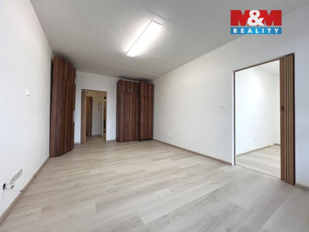 Pronájem bytu 3+1, Jindřichův Hradec - Jindřichův Hradec V, Kosmonautů, 76 m2