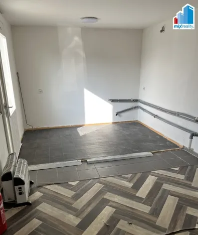 Pronájem komerční nemovitosti, Chválenice, 20 m2