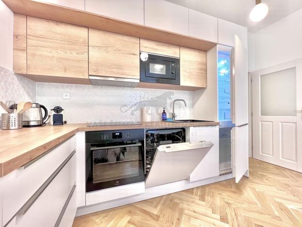 Pronájem bytu 3+kk, Praha - Smíchov, Ke Koulce, 72 m2