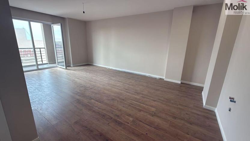 Prodej bytu 2+kk, Golem, 72 m2