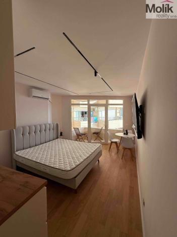 Prodej bytu 1+kk, Drač, 35 m2